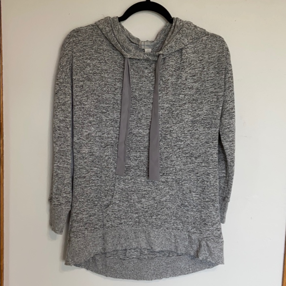 belle sky oversized grey hooded long sleeve shirt